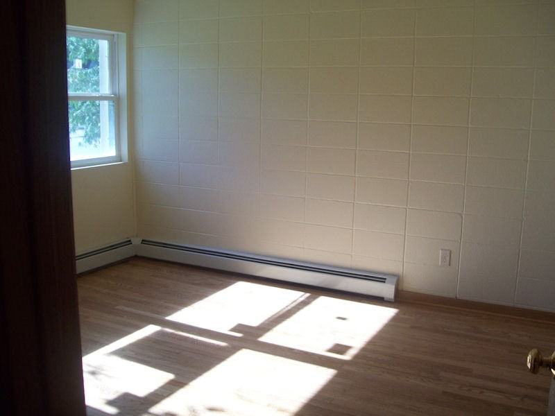 2116 Fisher St - Photo 6 of 11