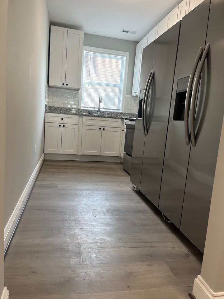 4108 Groveland Avenue - Photo 3 of 6