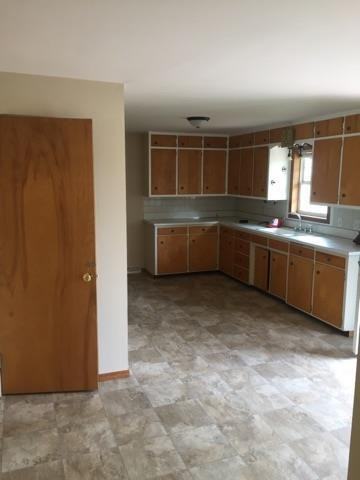 2804 Wedemeyer St - Photo 2 of 18