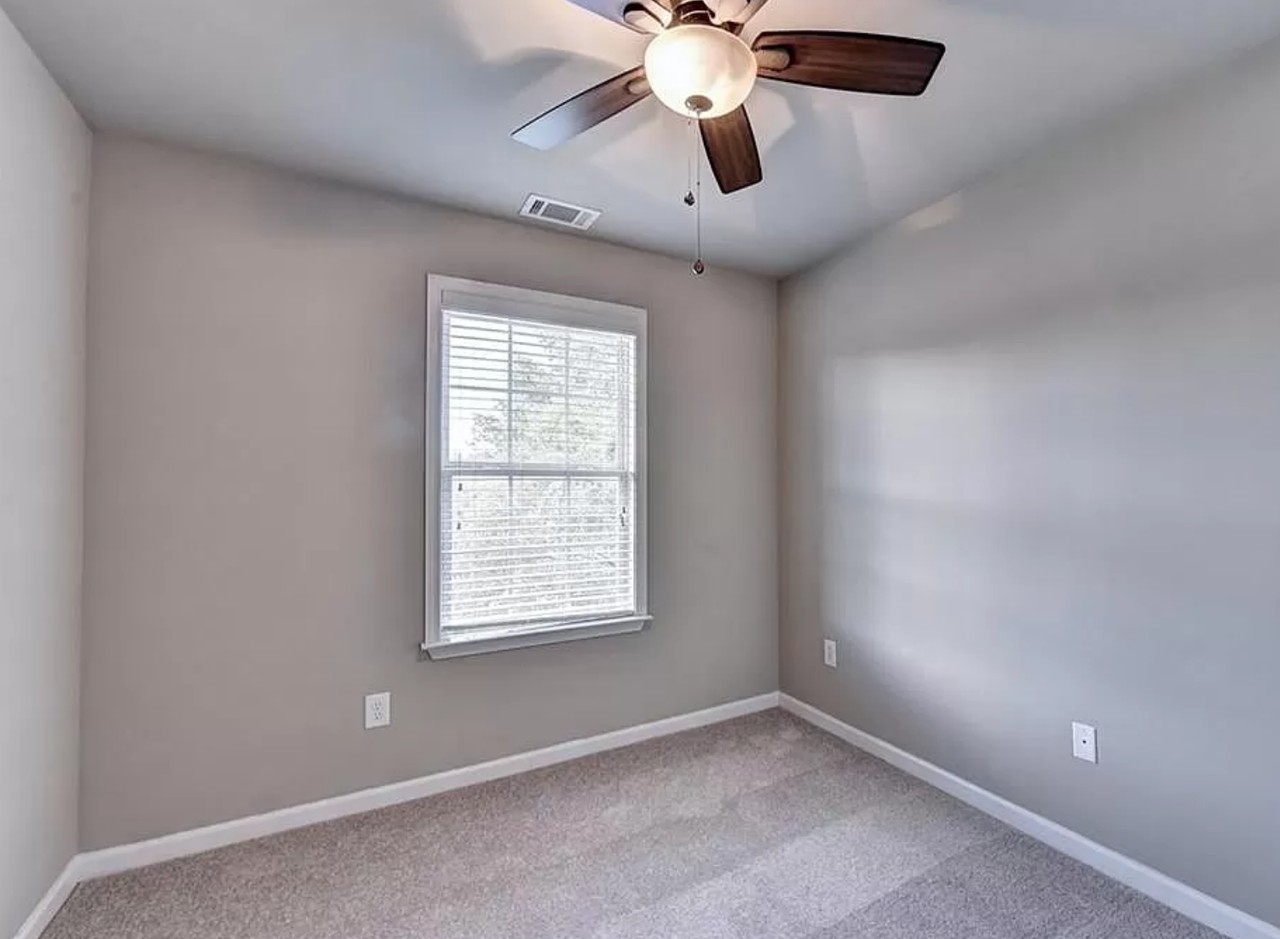 2984 Ashlyn Pointe Drive - Photo 2 of 5