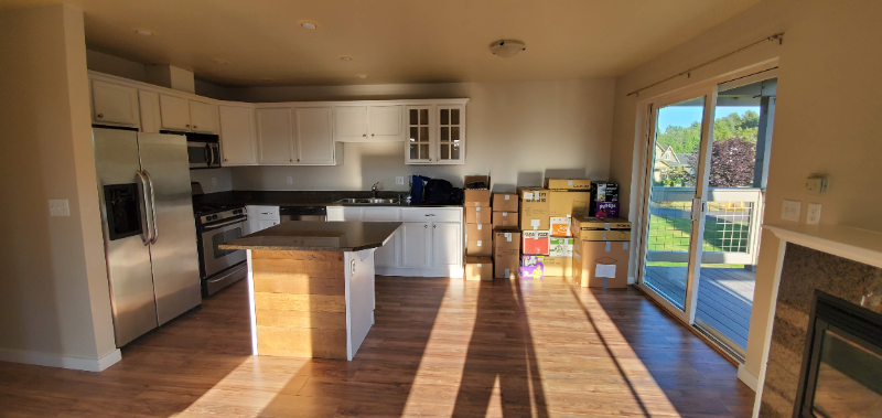 1388 Bayview Ct #1 - Photo 4 of 9