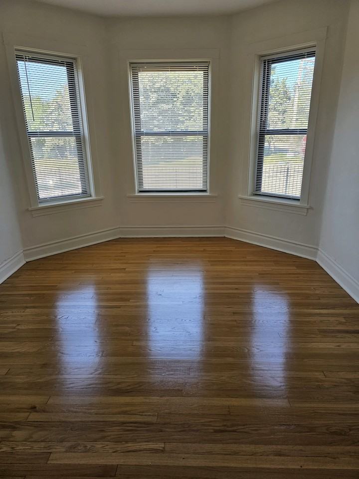 3755 W Grace St #1 - Photo 2 of 5