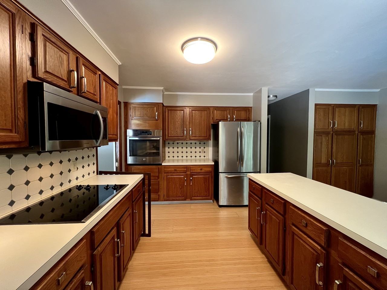 1437 Jules Court - Photo 3 of 7