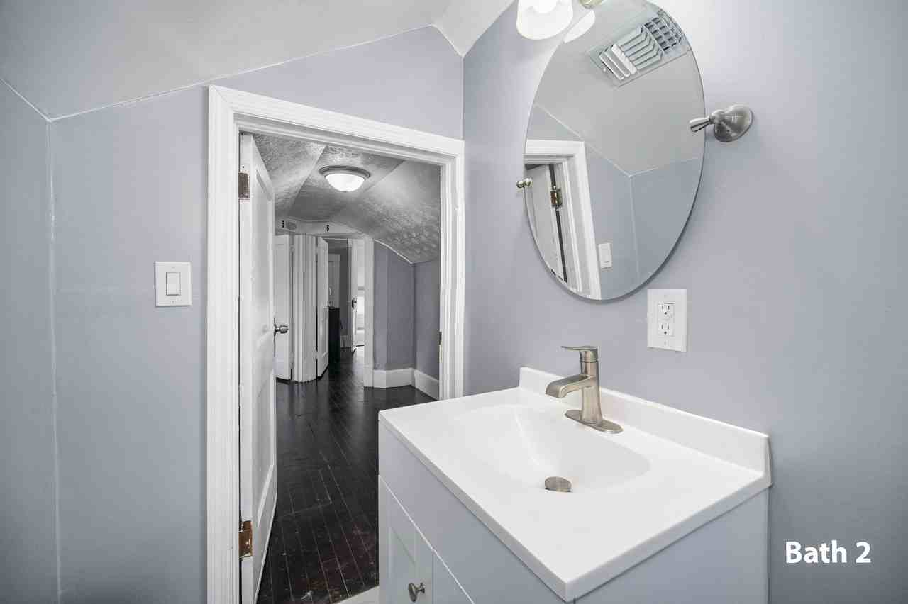 Hawthorne St - Photo 3 of 23