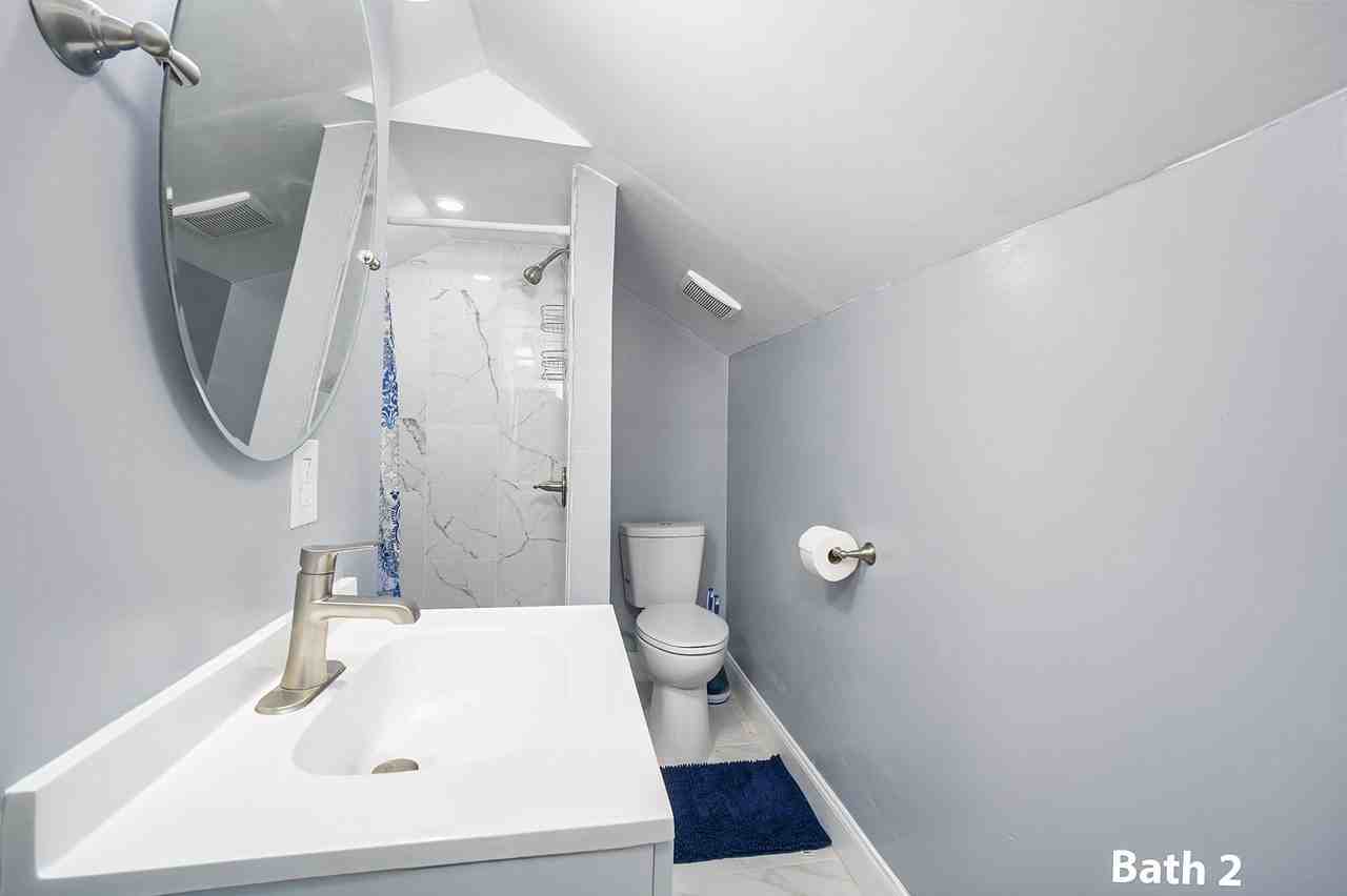 Hawthorne St - Photo 2 of 23