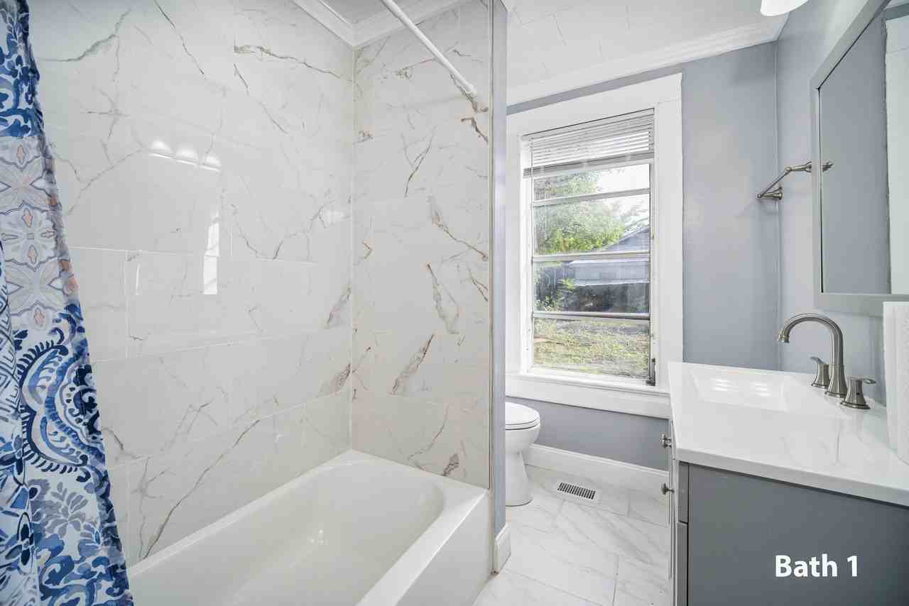 Hawthorne St - Photo 4 of 23