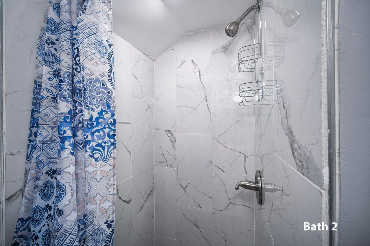 Hawthorne St - Photo 6 of 23