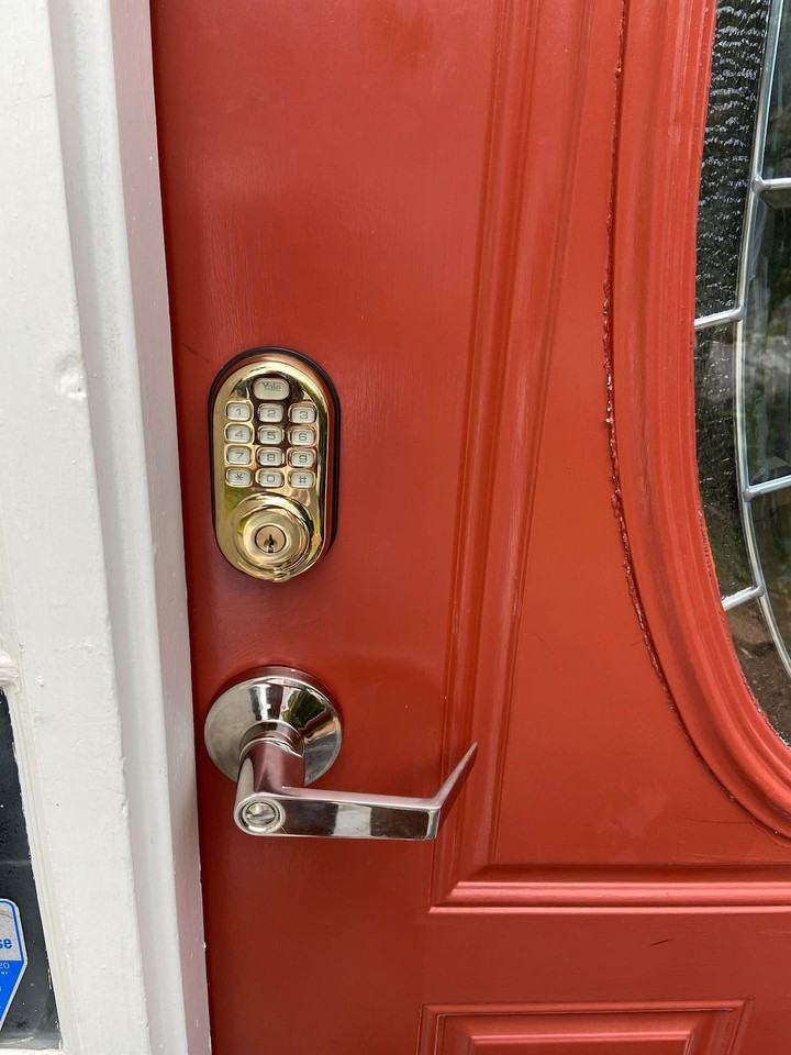 2233 Windland Drive - Photo 3 of 12