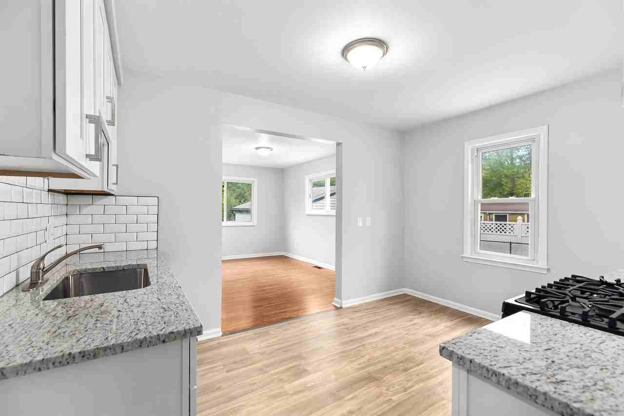 32506 Florence St #1 - Photo 5 of 24