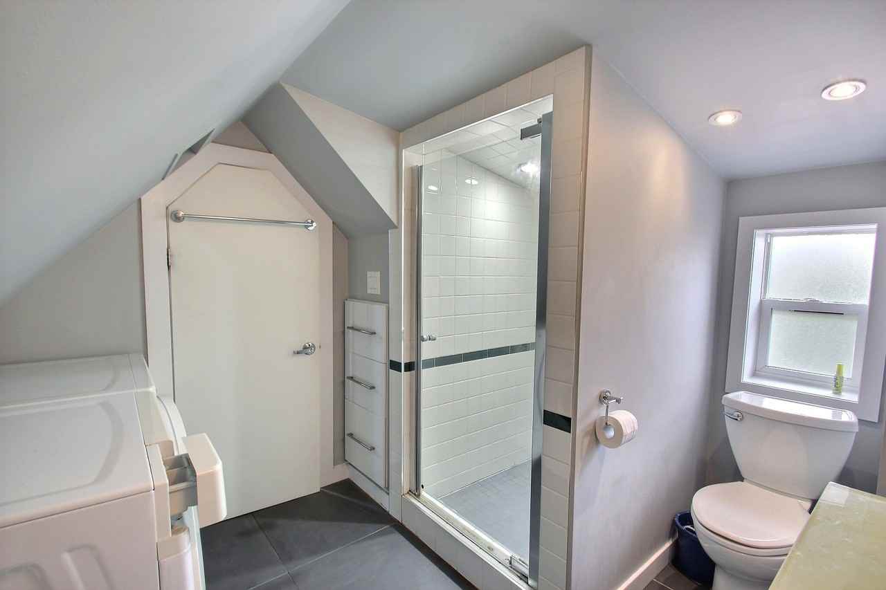 75 Dufferin St #75 - Photo 3 of 9