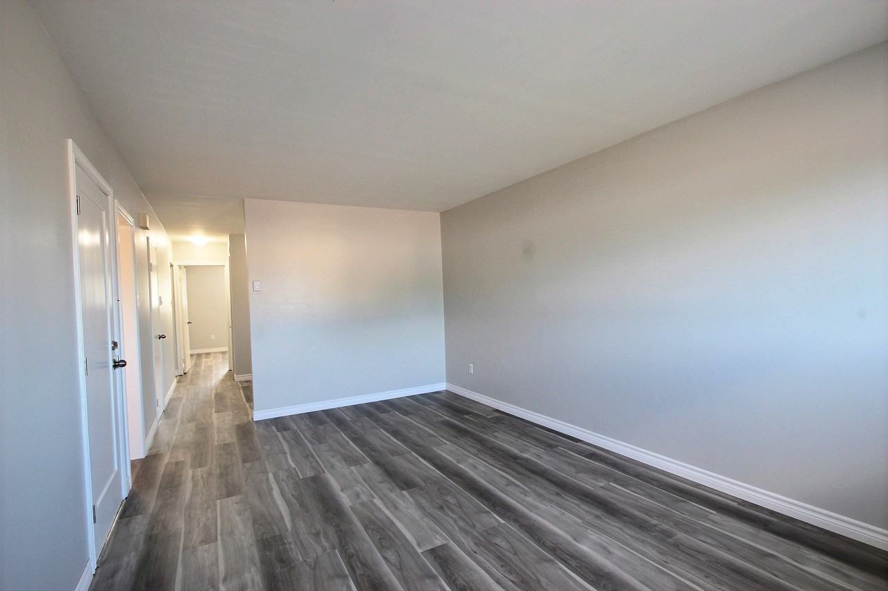 75 Eighth St #75 - Photo 3 of 6