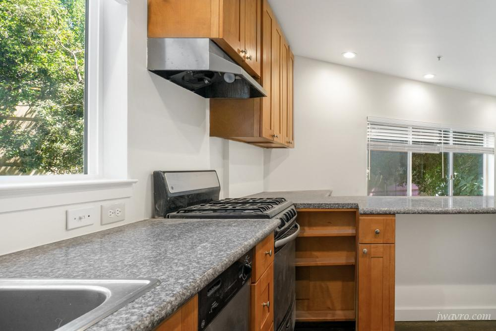 Elgin Park & Duboce Avenue - Photo 3 of 14