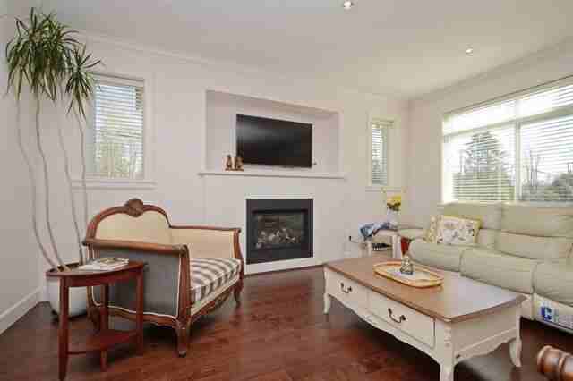 23996 121 Avenue - Photo 3 of 19