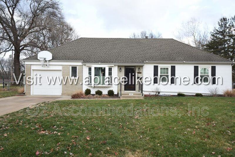 9539 Kessler St - Photo 2 of 29