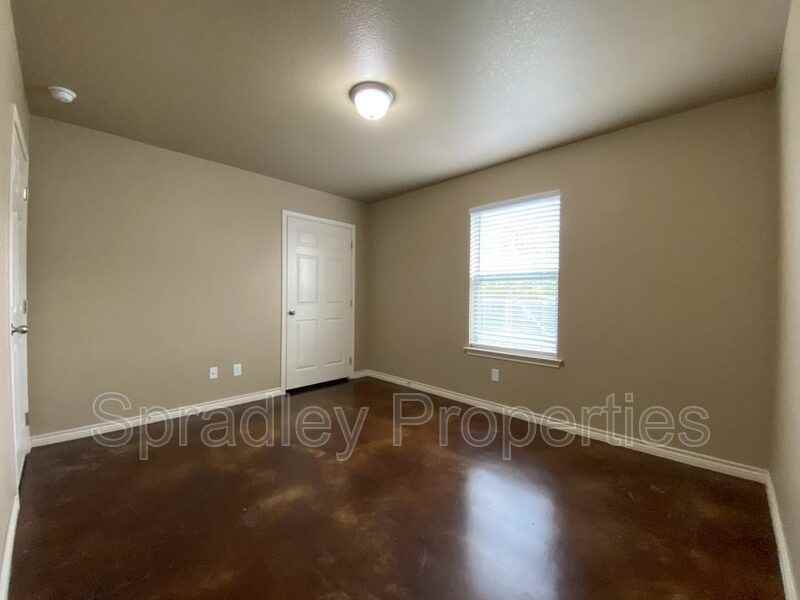 1573 Brady Way - Photo 5 of 10