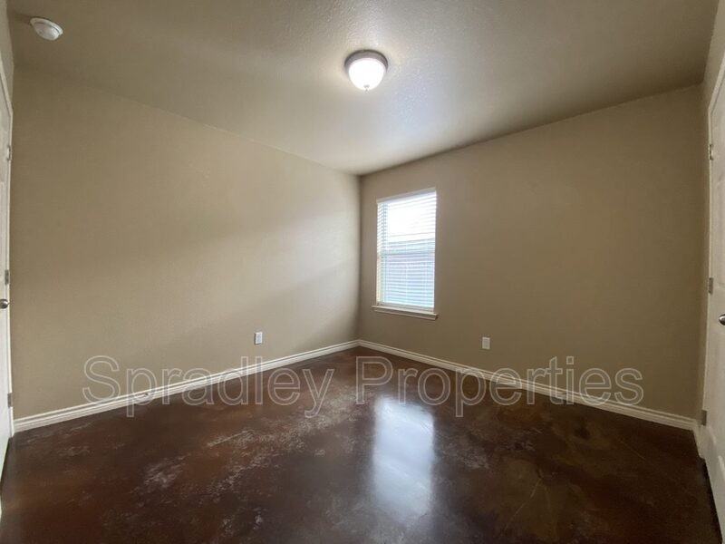 1573 Brady Way - Photo 7 of 10