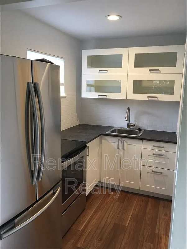4325 Dayton Ave N #1-2 - Photo 2 of 8