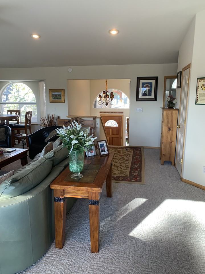 7624 Forest Glen Drive - Photo 3 of 16