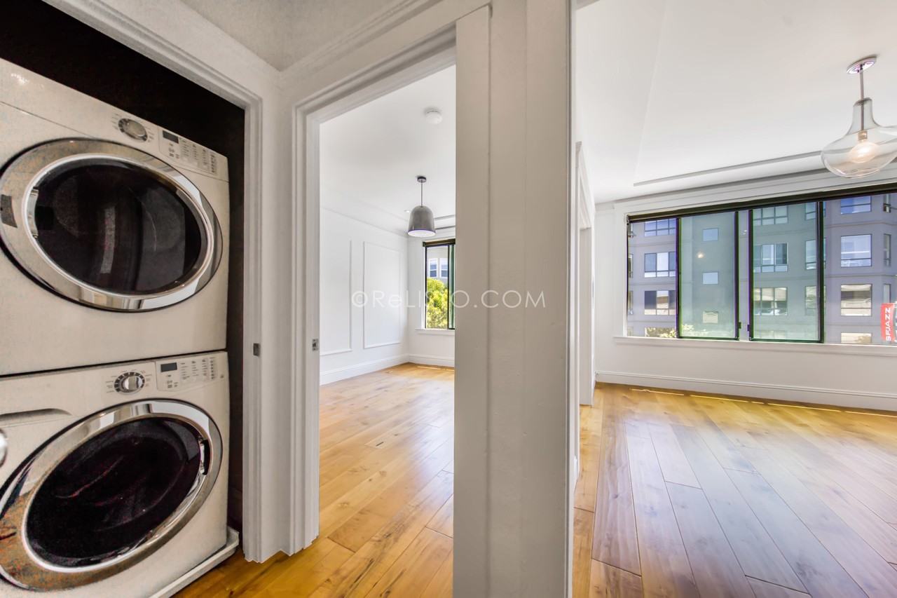 1618 Pacific Ave #A - Photo 5 of 16