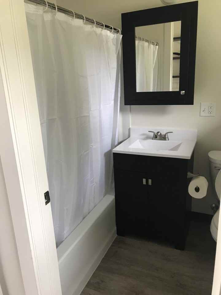 Marion Apartments - Photo 6 of 7