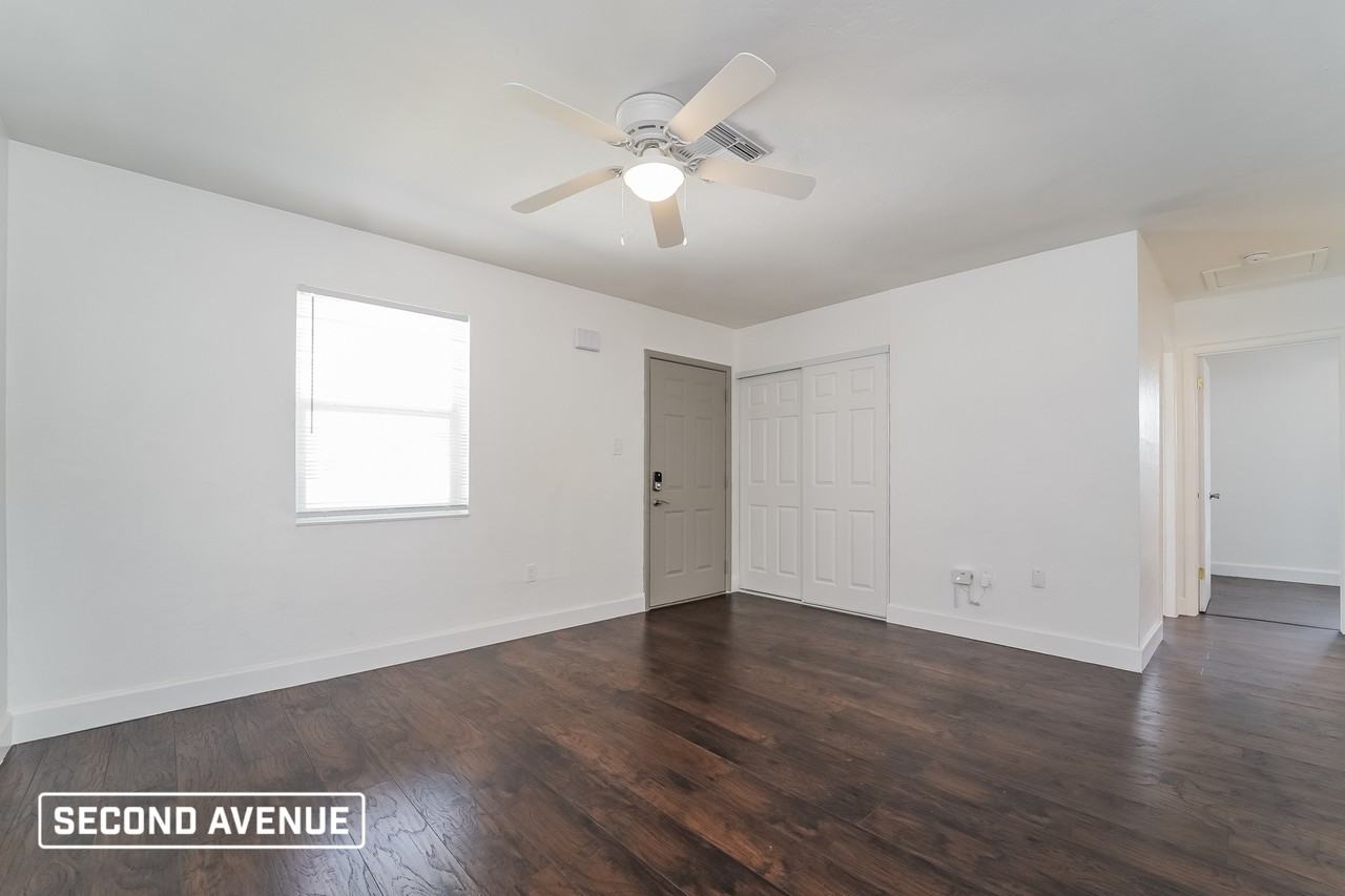 8617 Shumock Ave - Photo 2 of 17