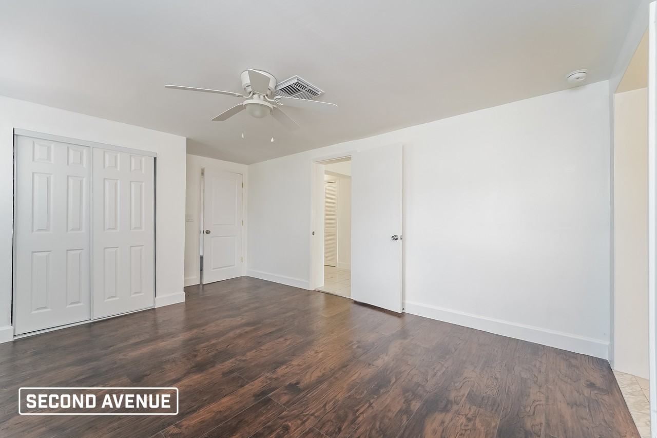 8617 Shumock Ave - Photo 7 of 17