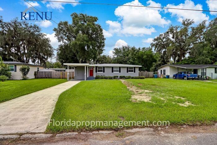 336 Denise Dr - Photo 3 of 39