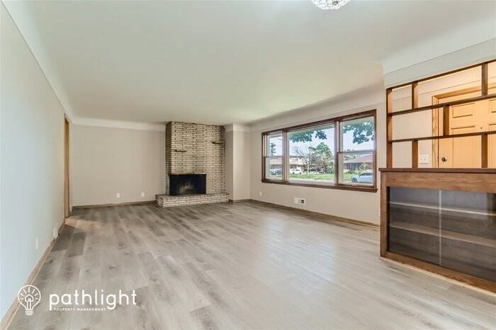 7508 18th Ave S - Photo 2 of 16