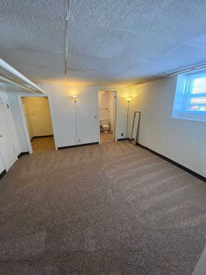 1705 Hague Ave #5 - Photo 3 of 8