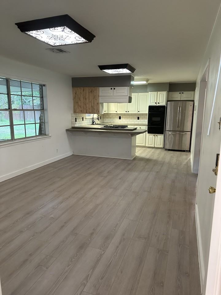 104 Somerset Dr #NA - Photo 3 of 14