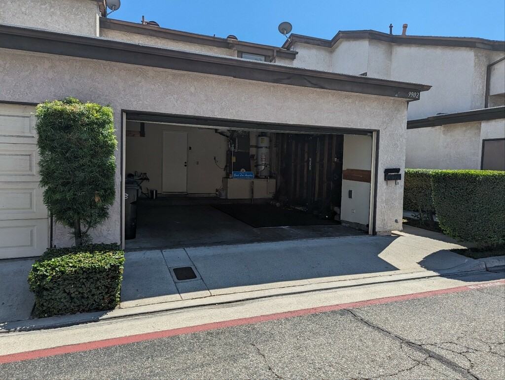 9902 Aspen Cir #SFS - Photo 2 of 12