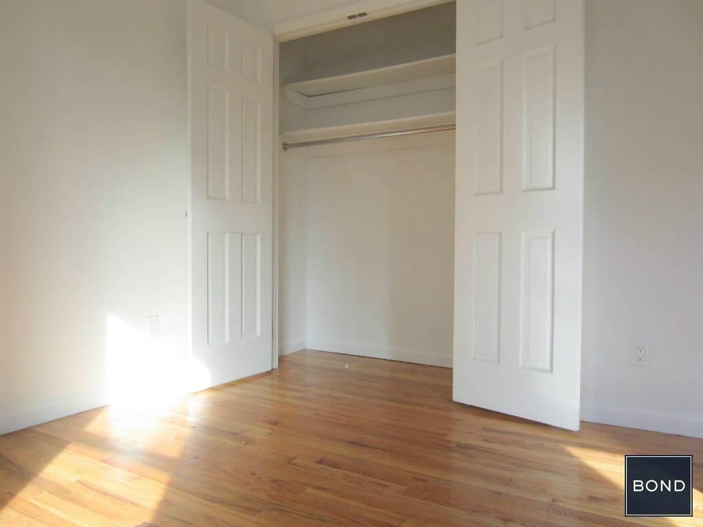 E 73rd St #5D - Photo 2 of 4