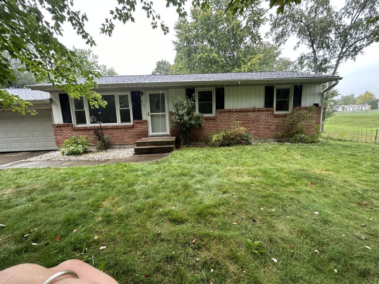 413 E Lincoln St #NA - Photo 2 of 15