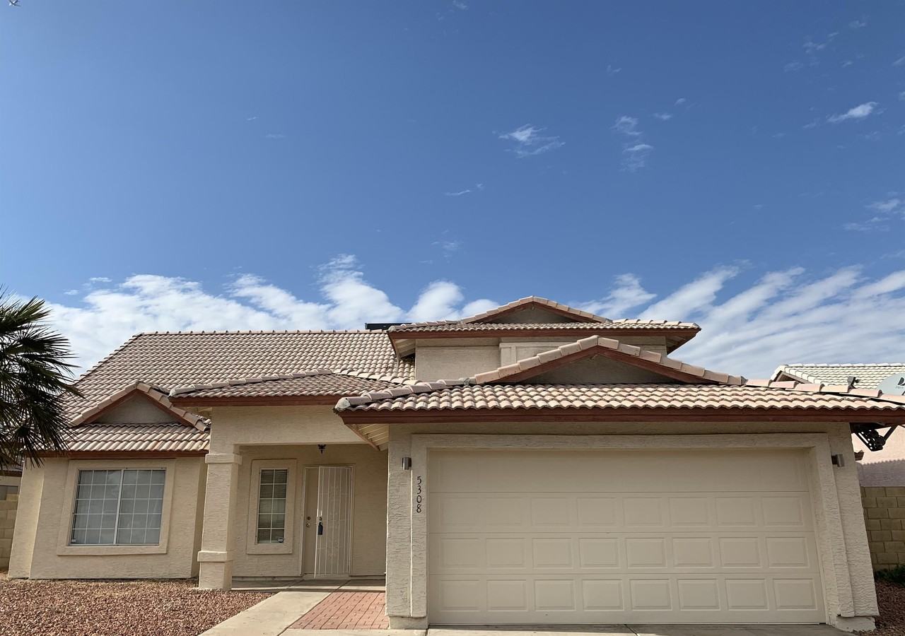 8565 W Tuckey Ln - Photo 5 of 12