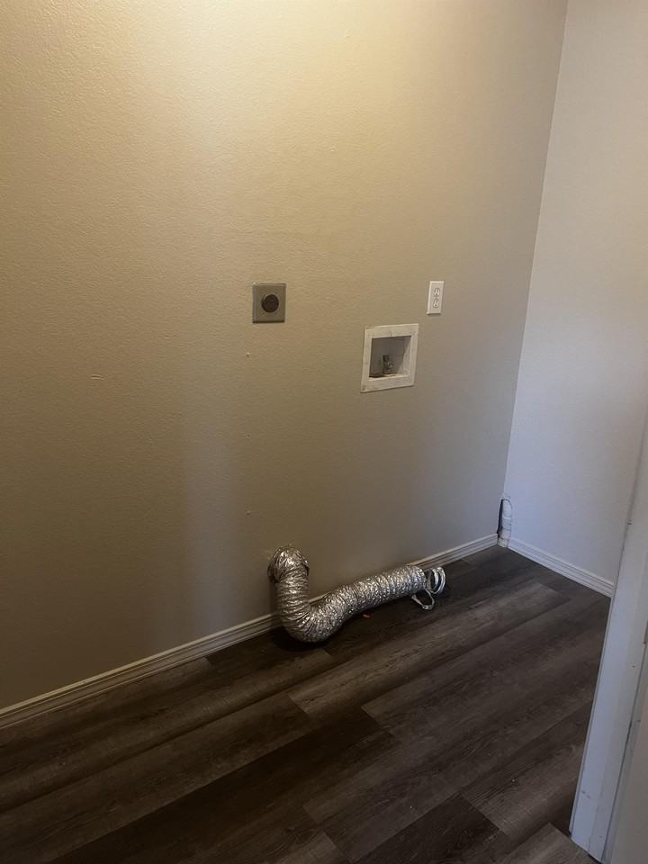 613 S 11th St #1 - Photo 6 of 15