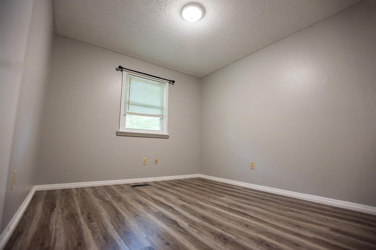 17 Byard St #17 - Photo 4 of 10