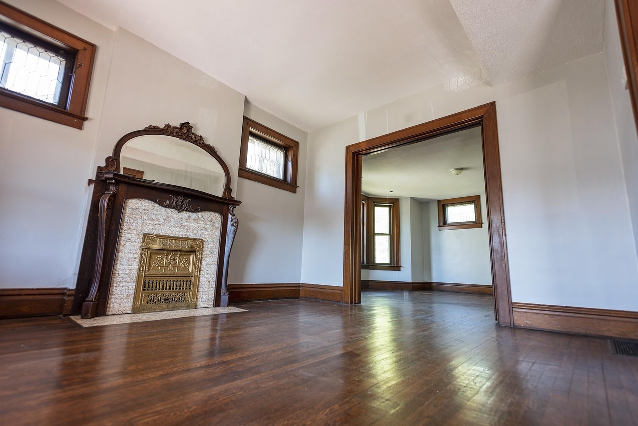 169 N Lancaster St #1 - Photo 4 of 11