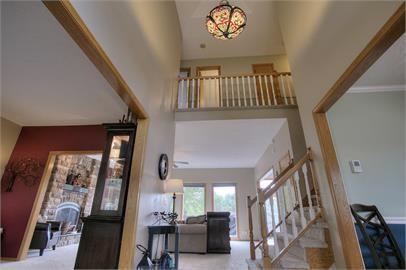 2118 Crest Ridge Dr - Photo 2 of 50