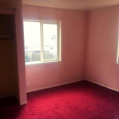 646 Se 8th St - Photo 3 of 8