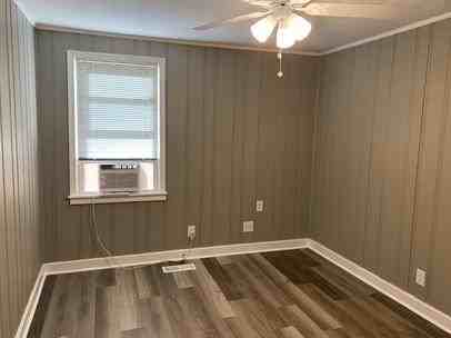 1102 Apple St - Photo 2 of 13