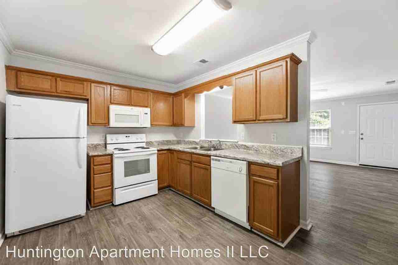 100-202 Oak Bluff Drive - Photo 2 of 11