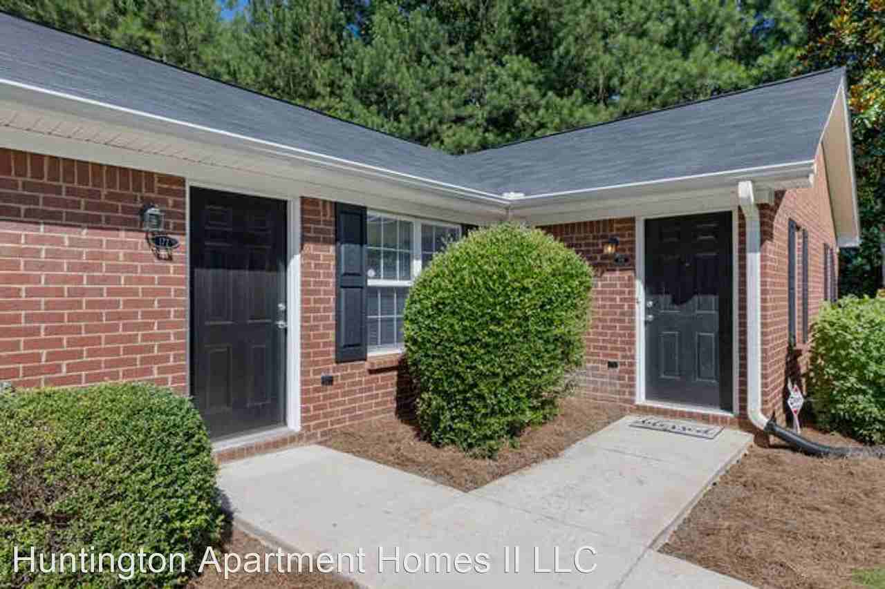 100-202 Oak Bluff Drive - Photo 3 of 11