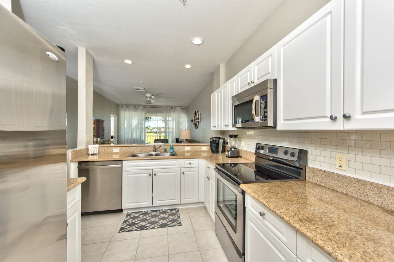 7935 Mahogany Run Ln - Photo 3 of 16