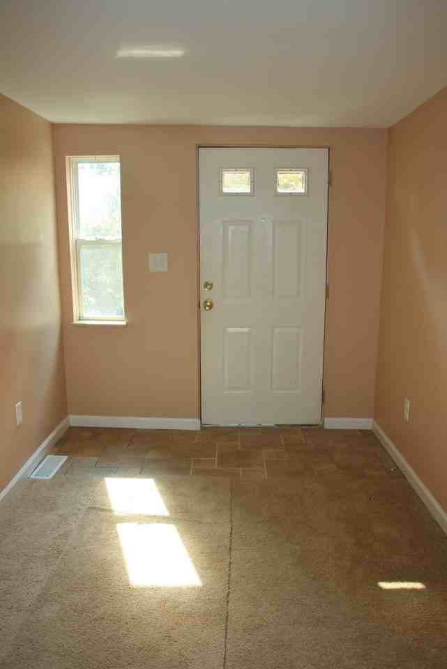 3611 Longview Ave - Photo 3 of 17