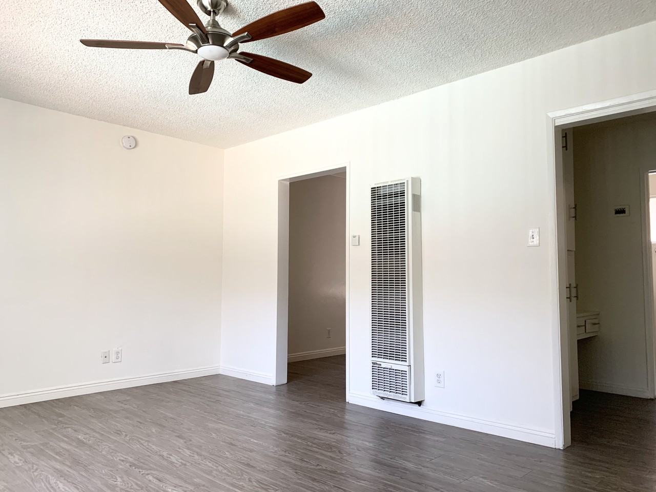 1035 S Westlake Ave #18 - Photo 3 of 8