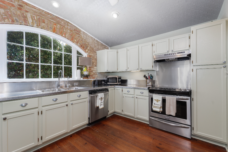 1 Motley Ln - Photo 6 of 26