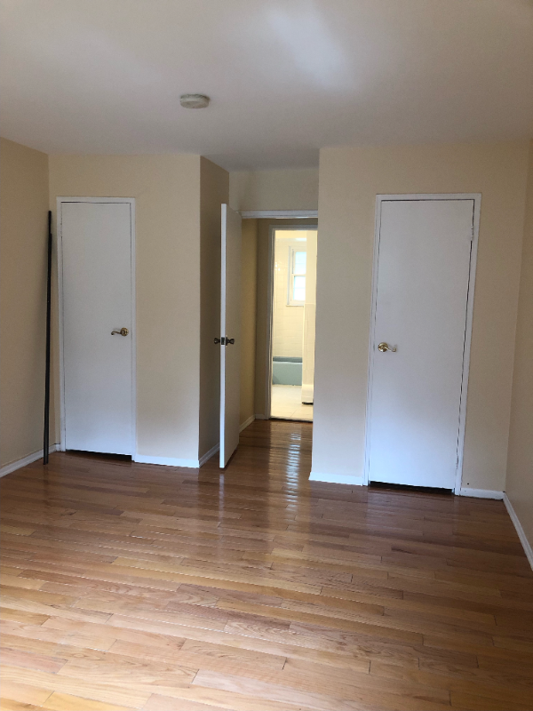 363 Cranbury Rd #C13 - Photo 3 of 8
