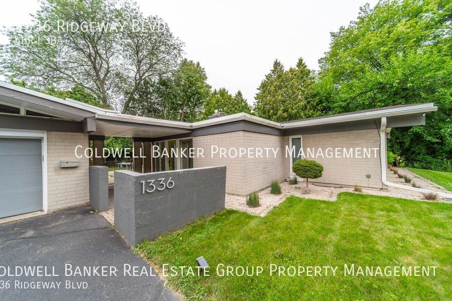 1336 Ridgeway Blvd - Photo 2 of 45