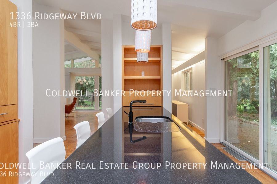 1336 Ridgeway Blvd - Photo 3 of 45