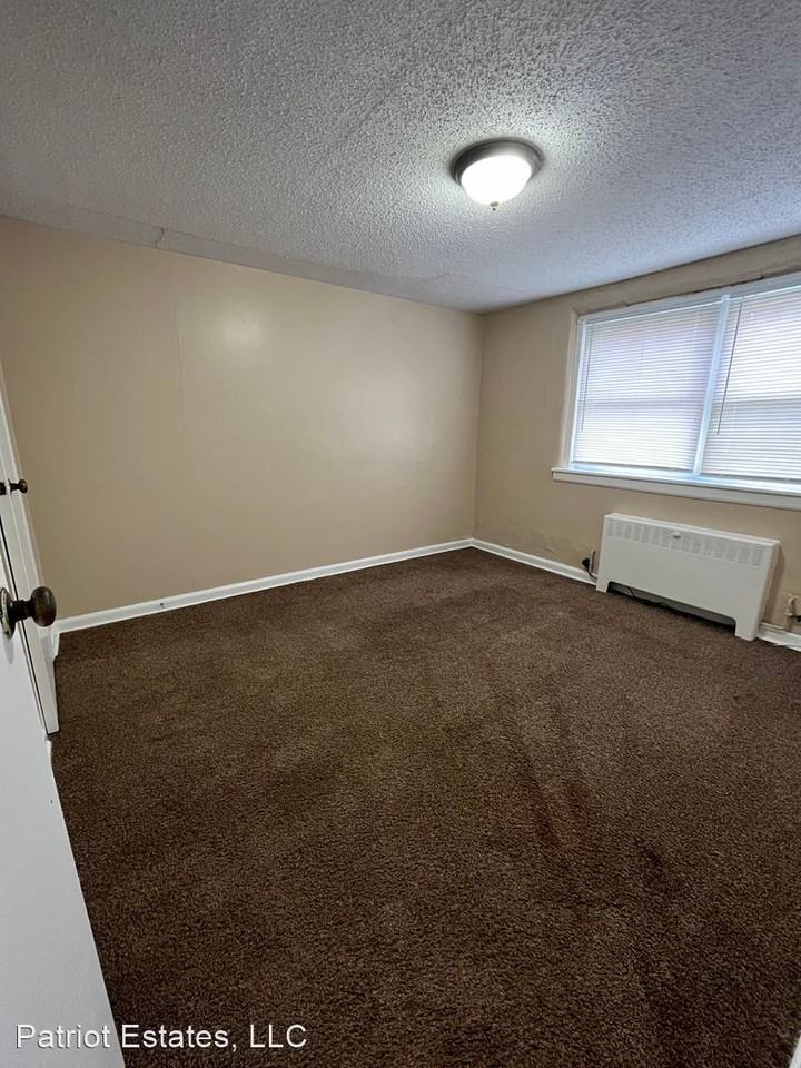 225 N. Madison - Photo 3 of 5